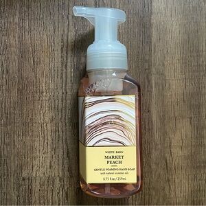 BRAND NEW Bath & Body Works ‘Market Peach’ Hand Soap